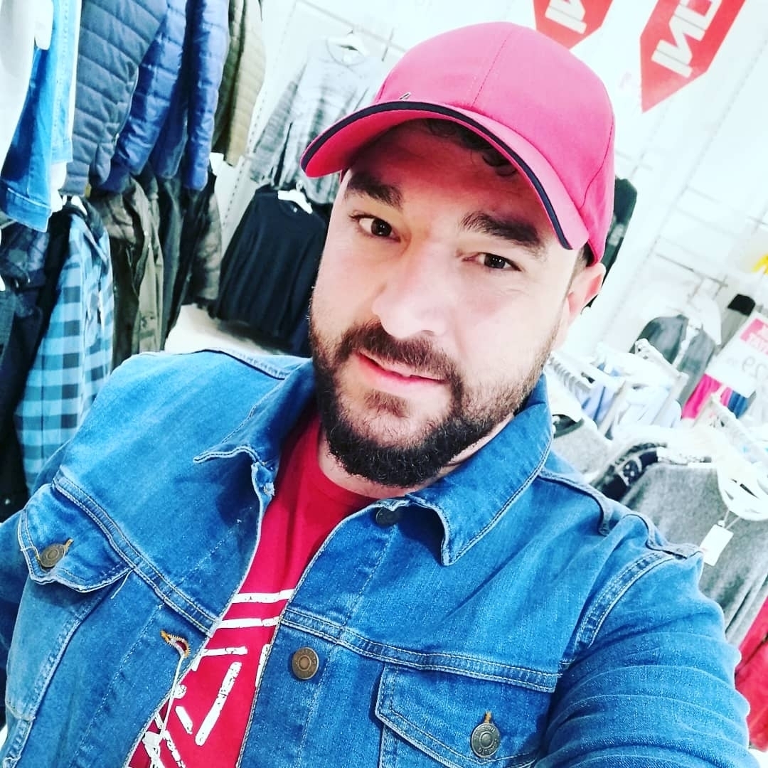 Ali