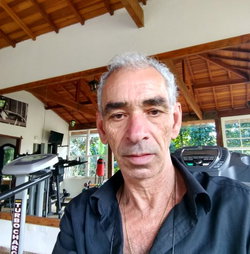 José