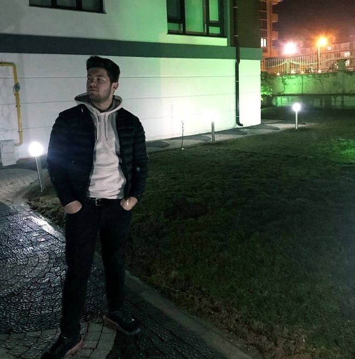 Ali