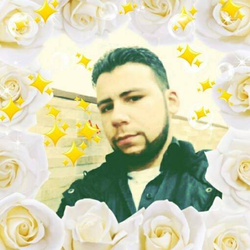 عايش