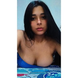 Mia