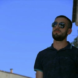 Hüseyin