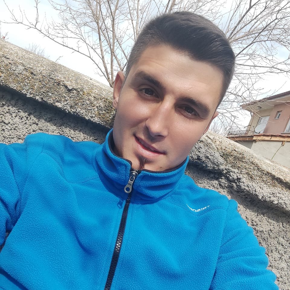 Ali