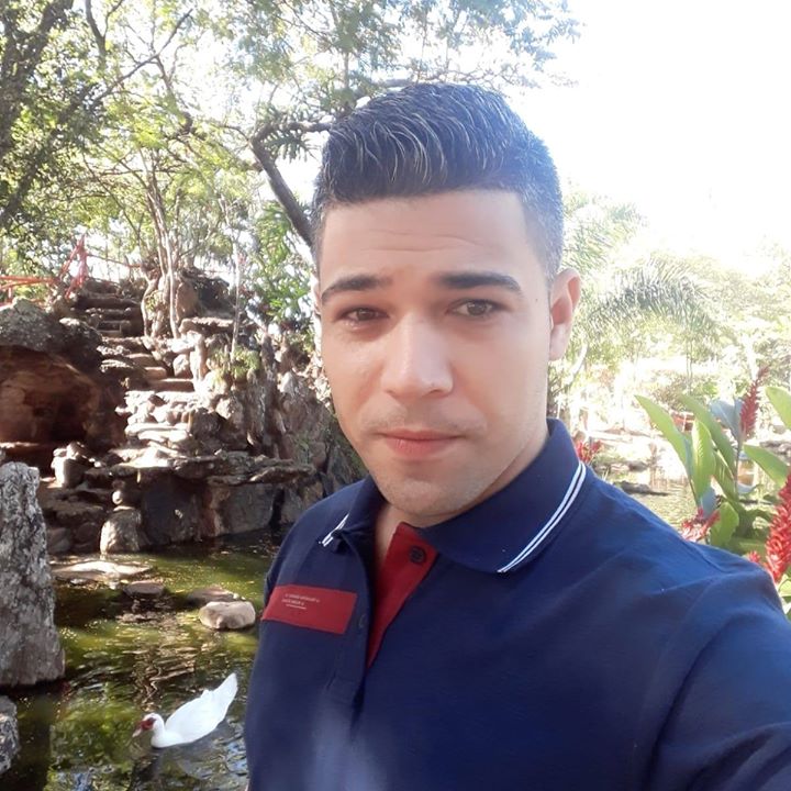 Léo
