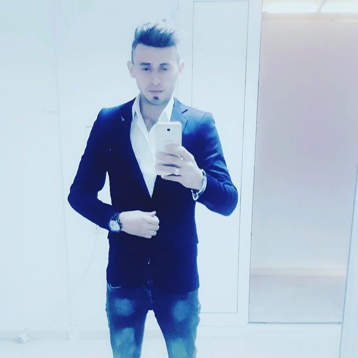 Mahir